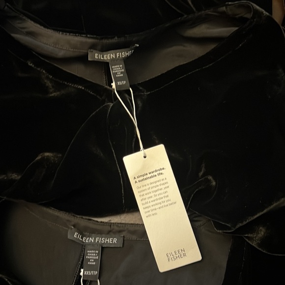 Eileen Fisher Silk Velvet V-Neck Long Dolman Sleeve Boxy Top - Picture 6 of 10